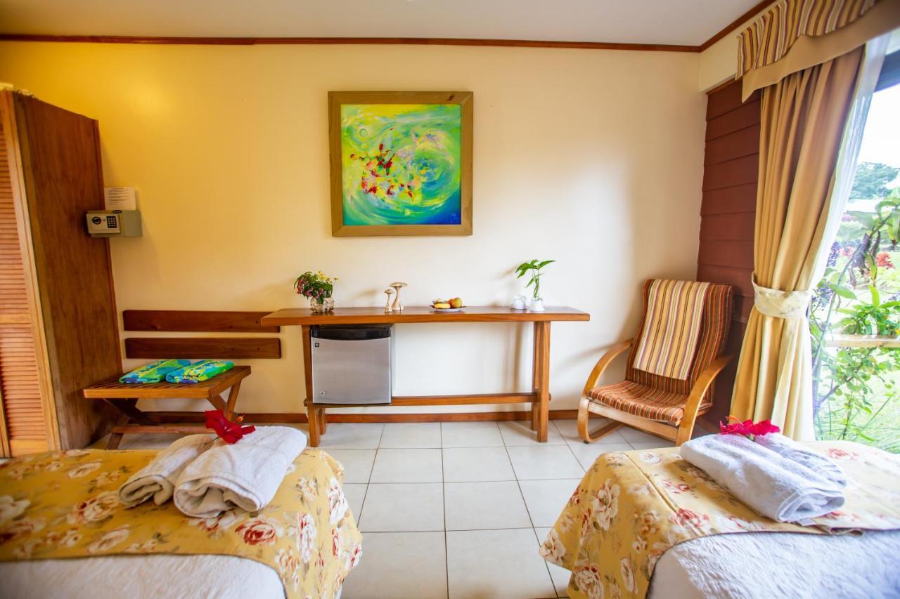 Hostal Uruhao Hanga Roa Exterior foto